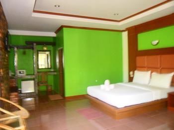 Lanta Riviera - Sha Certified Resort