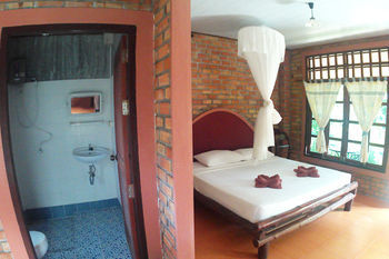 Nice & Easy House Koh Lanta