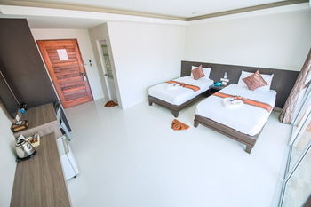 Lanta Fevrier Hotel