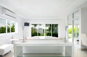 Luxury 5 Star 8 Bedrooms Hotel 4*