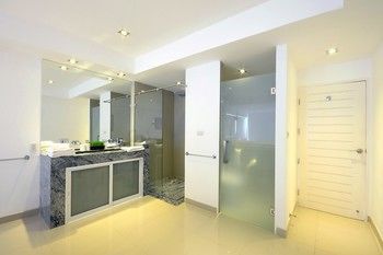 Hotel Luxury 5 Star 8 Bedrooms 4*