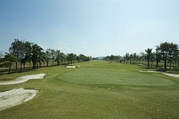 Country Club & 4* Pattaya