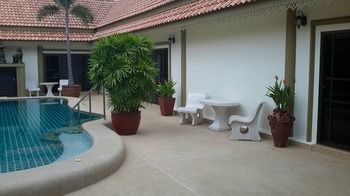 Villa Siam Court And