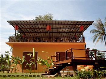 Sunshine Pool Hotel Pran Buri