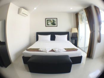 J And N Mansion 2 Apartment Patong