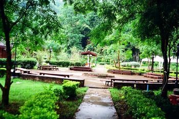 Khao Yai Wanalee And Pakchong