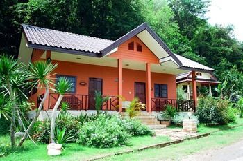 Hotel Khao Yai Wanalee And