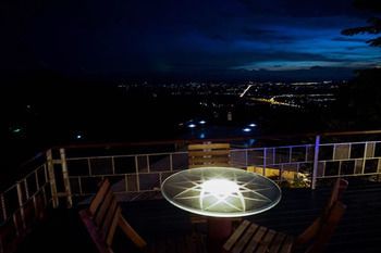 The Angel Hill Resort 3*