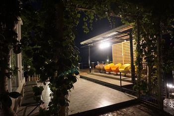 Resort The Angel Hill Ban Khanan Chit
