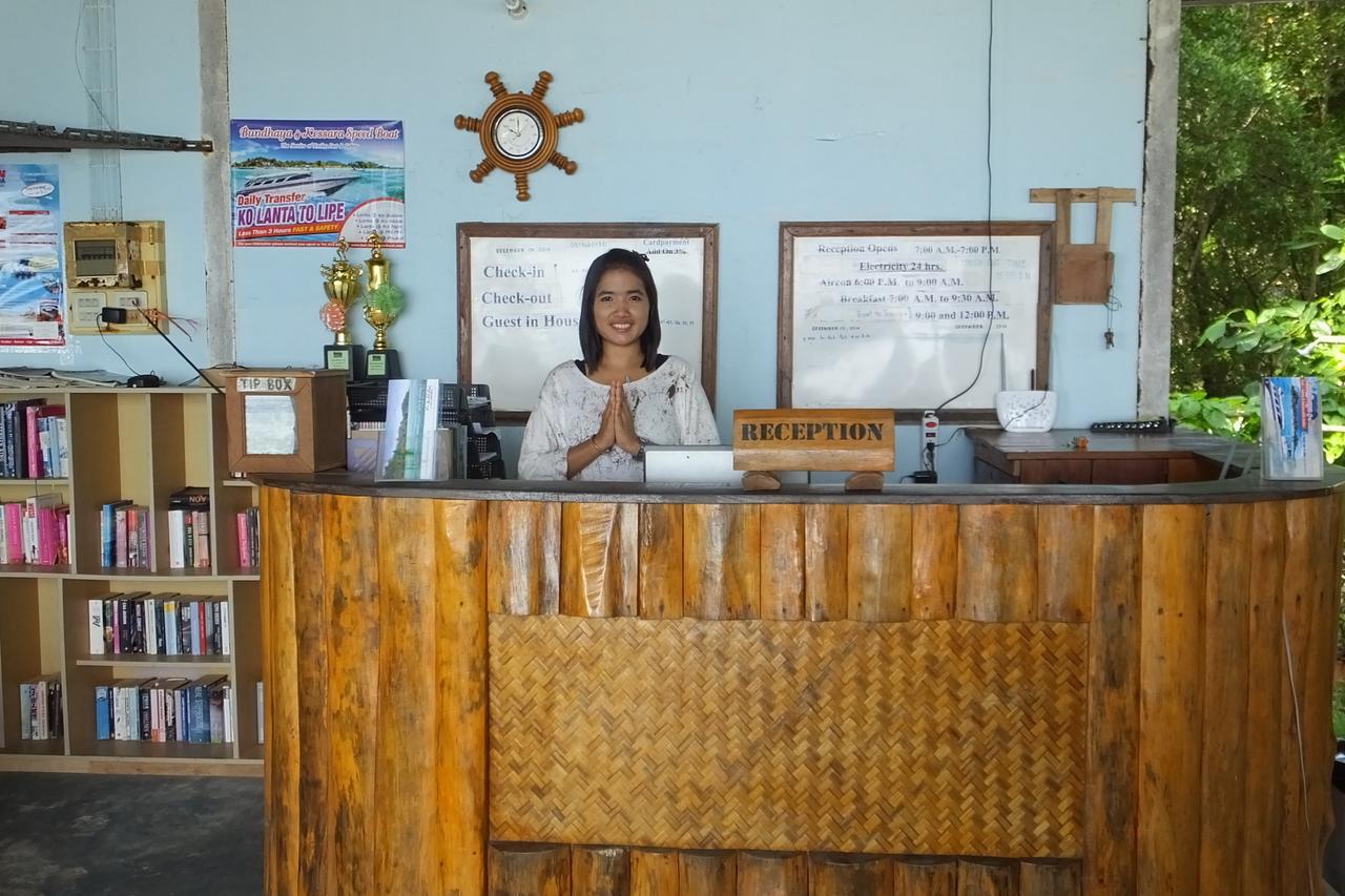 Kradan Beach Resort Resort