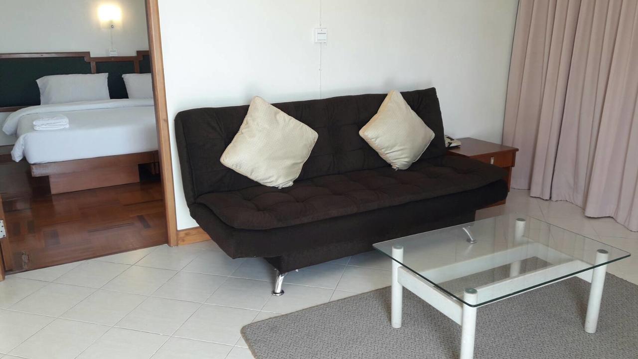 Paradorn Hotel 3*
