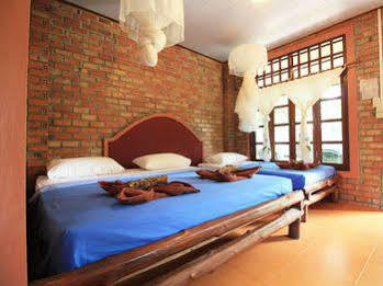 Nice & Easy House Hotel 3*