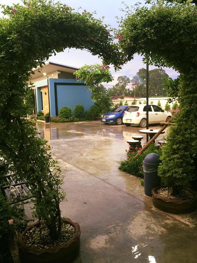 Blue Orchid Hotel