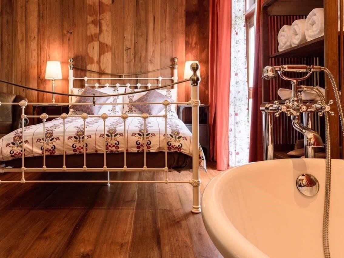 Roomquest Rimrabeang At 3* Amphawa