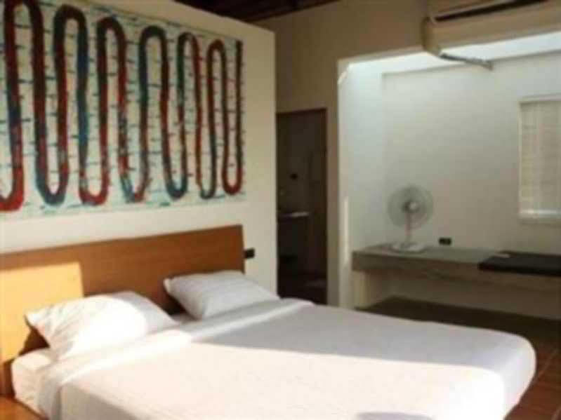 Hotel Lucerne Ban Bung Toei