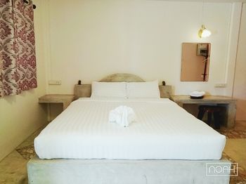 Hotel Baanchangkaew Hua Hin