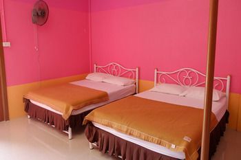 Thongchai Hotel 2*