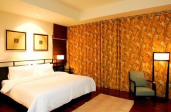 Luxe Residences Hotel