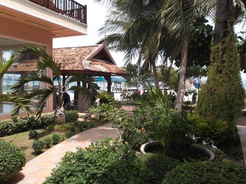 Resort Family House