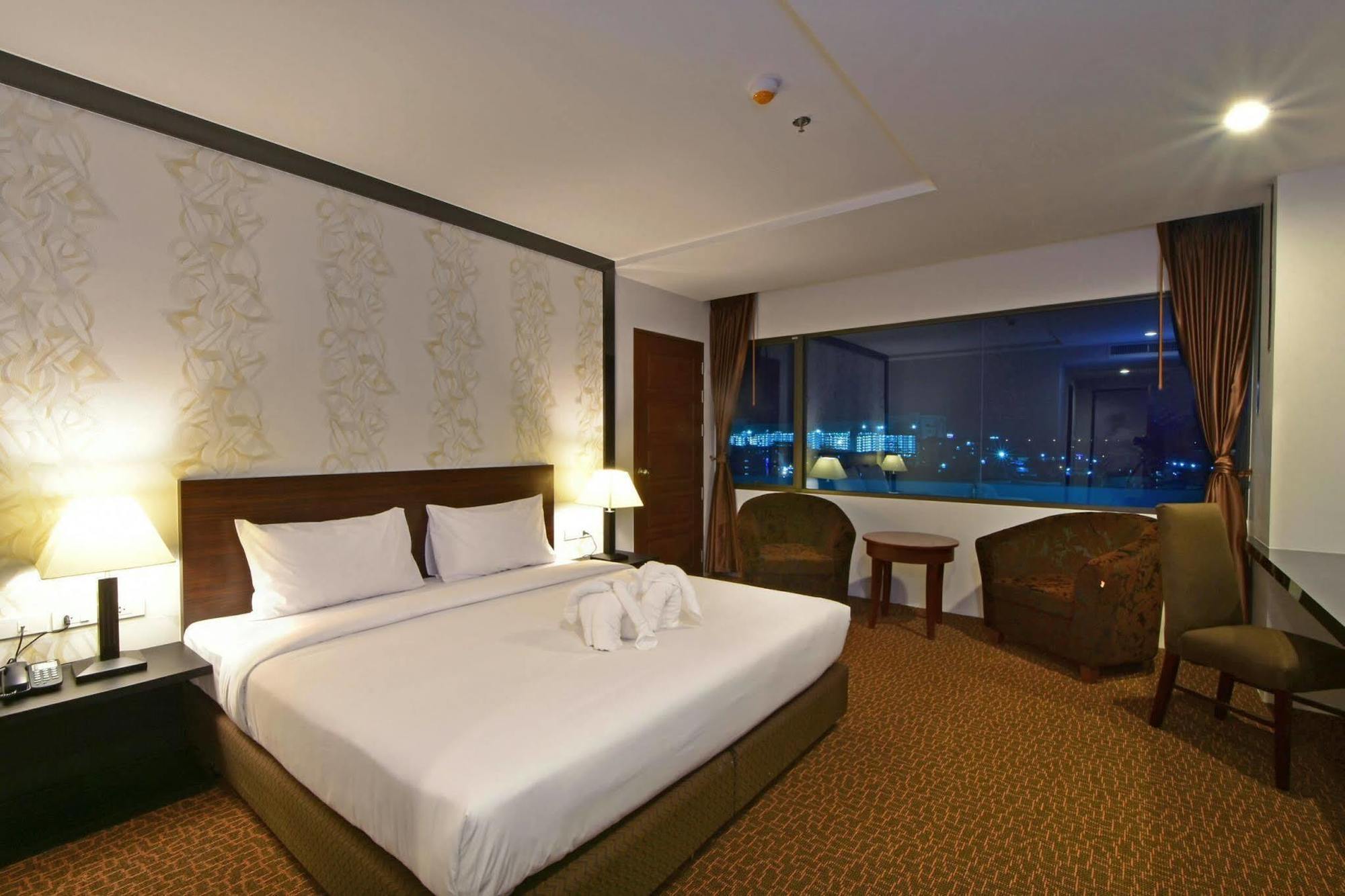 Siam Oriental 3* Hat Yai