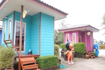 Yaris House Hotel