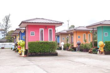 Yaris House Hotel