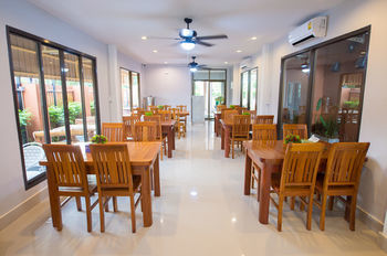 Sri Siam Resort