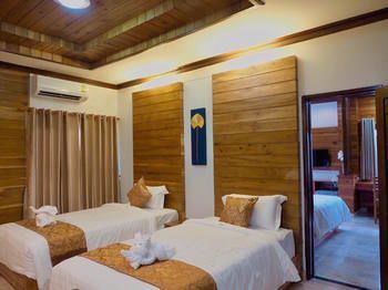 Khum Sai Ngam & Hotel 2*