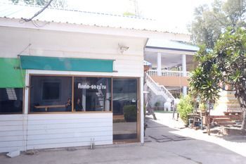 Chayta Hotel Ban Nai Rai