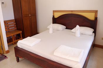 Chayta Hotel 2*