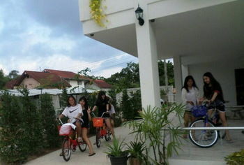Baan Hinwong Hotel