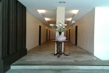 Montra Hotel 3*