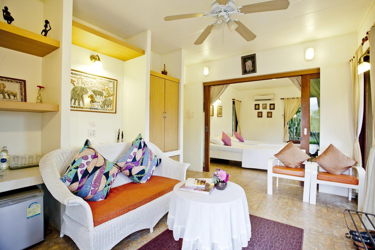 Panalee And Resort