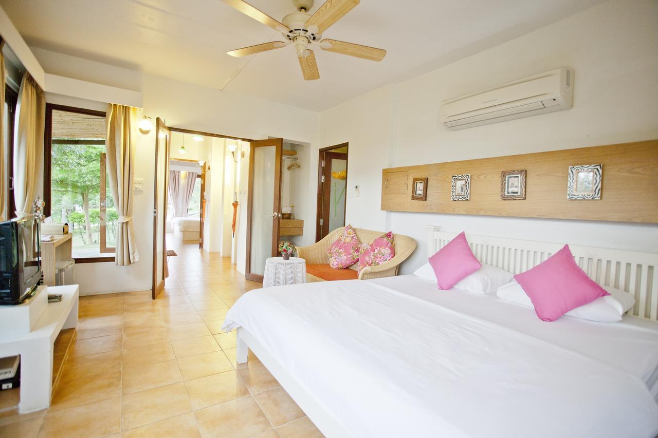 Panalee And Resort