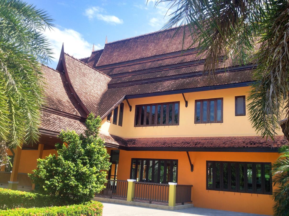 Chaya * Khao Lak