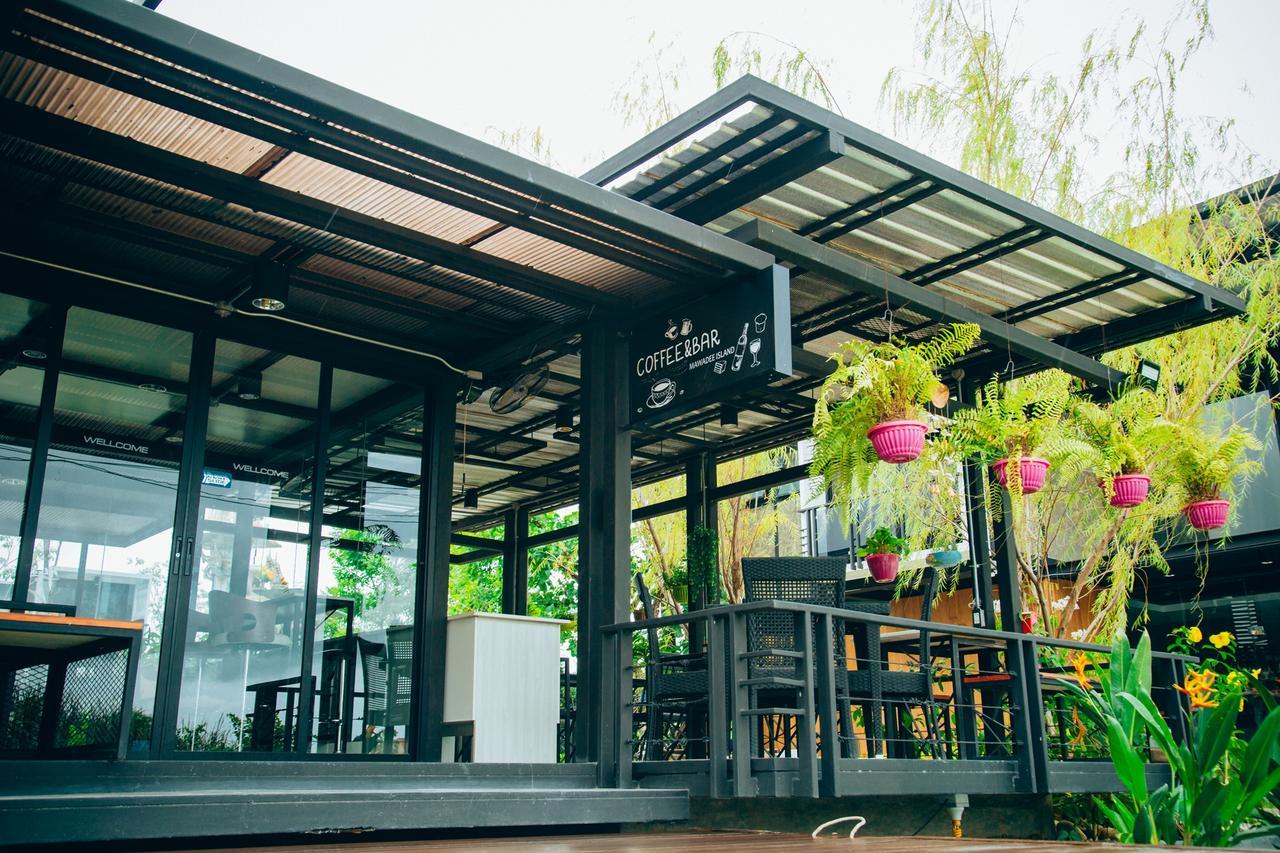 Mawadee Island Resort