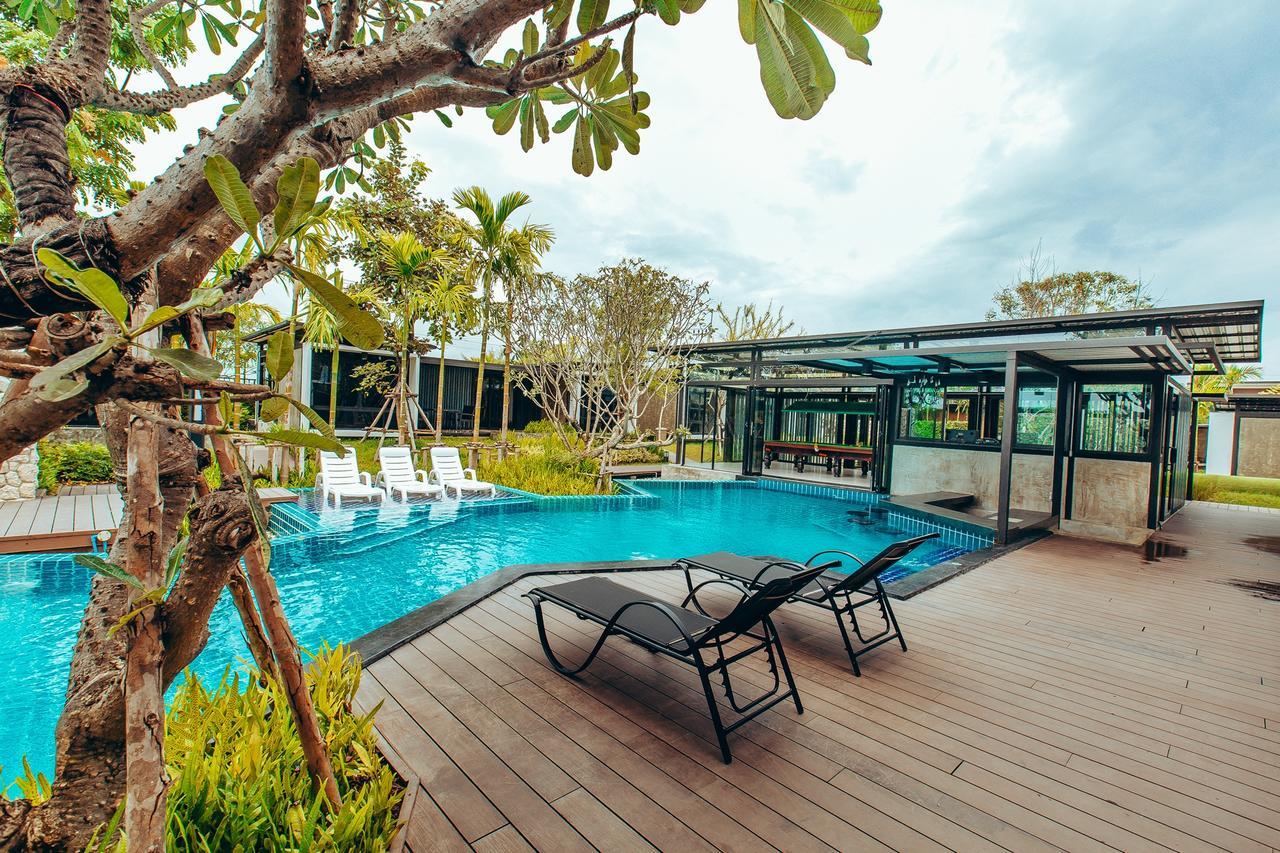 Mawadee Island Resort