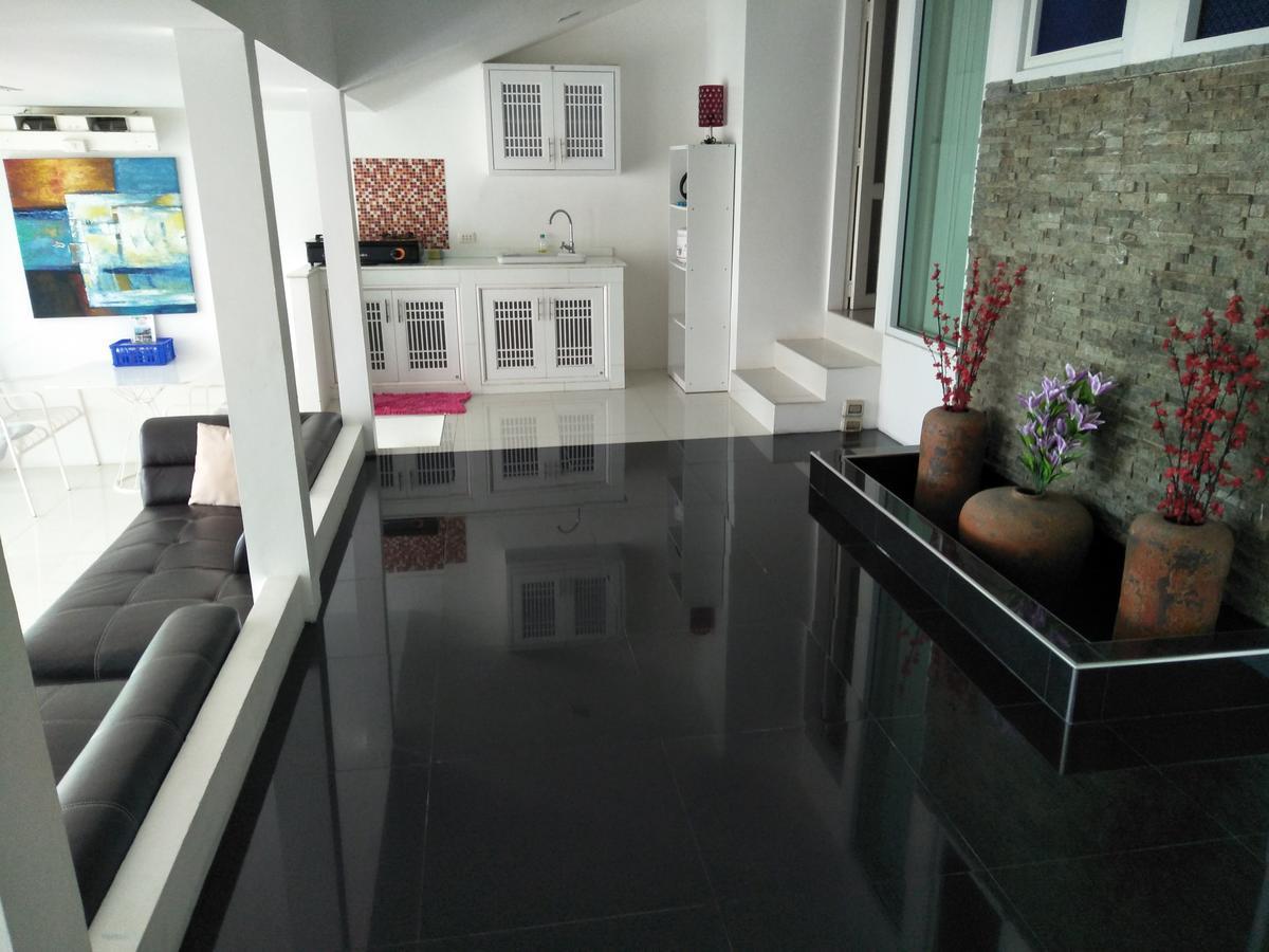 White House Mountian 3* Rayong