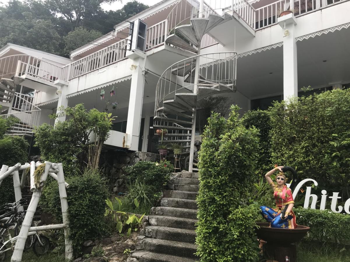 White House Mountian 3* Rayong