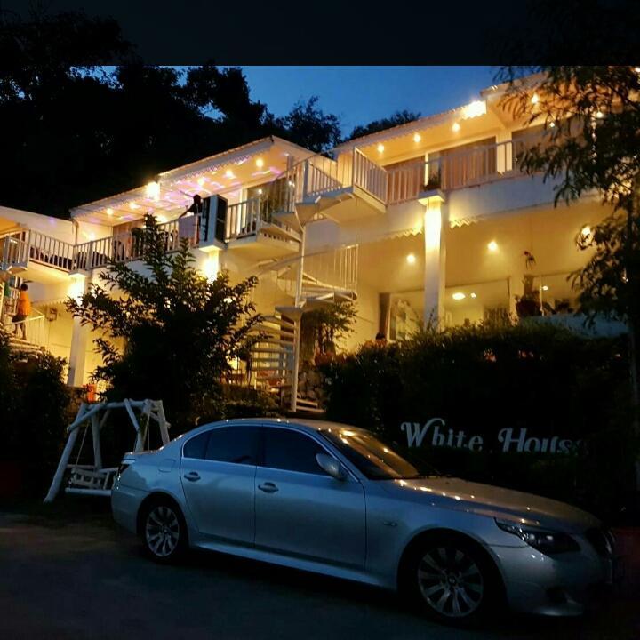 White House Mountian Resort