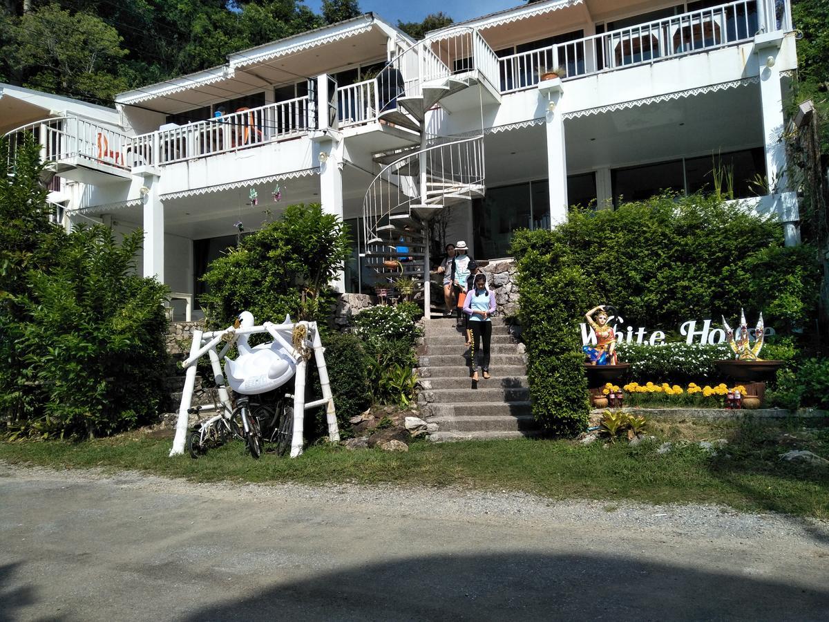 White House Mountian Resort Rayong