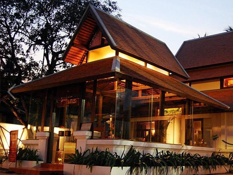 Parn Dhevi Riverside & Hotel