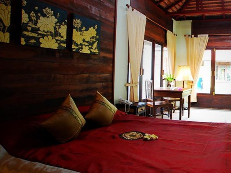 Parn Dhevi Riverside & Hotel Nakhon Pathom