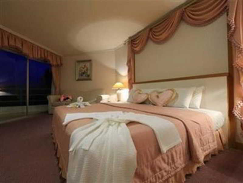 Golden Hotel Khanom