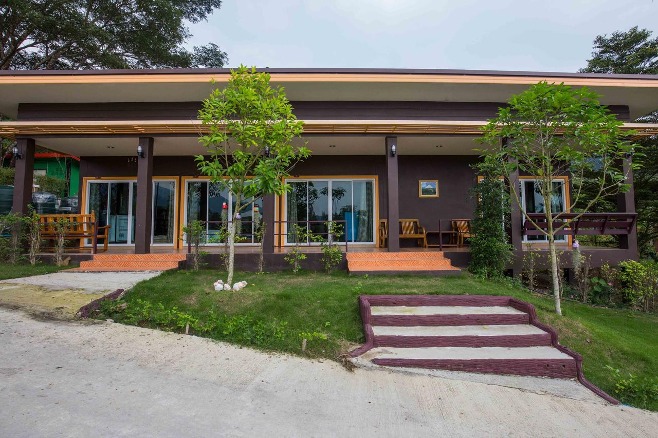 Tanihill 3* Suan Phueng