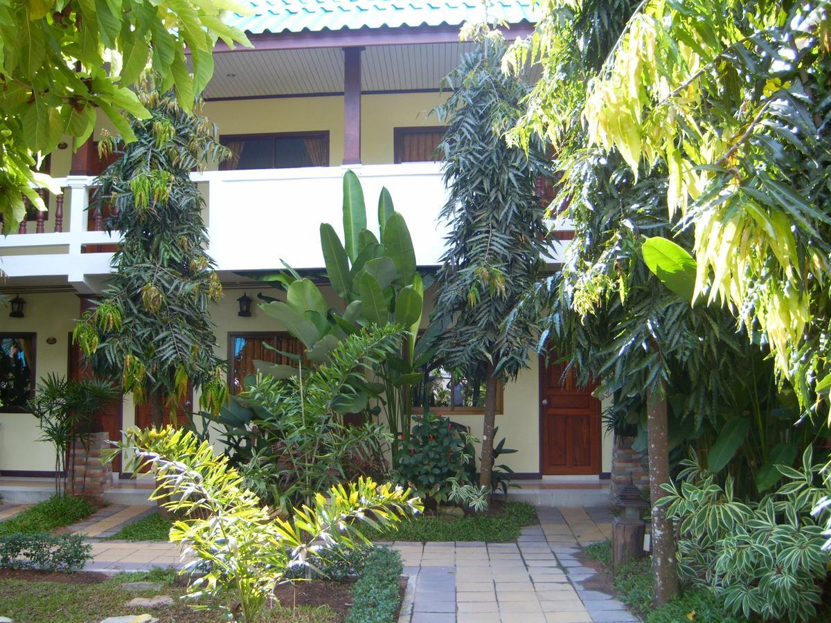 Hotel Baan Karnjana *