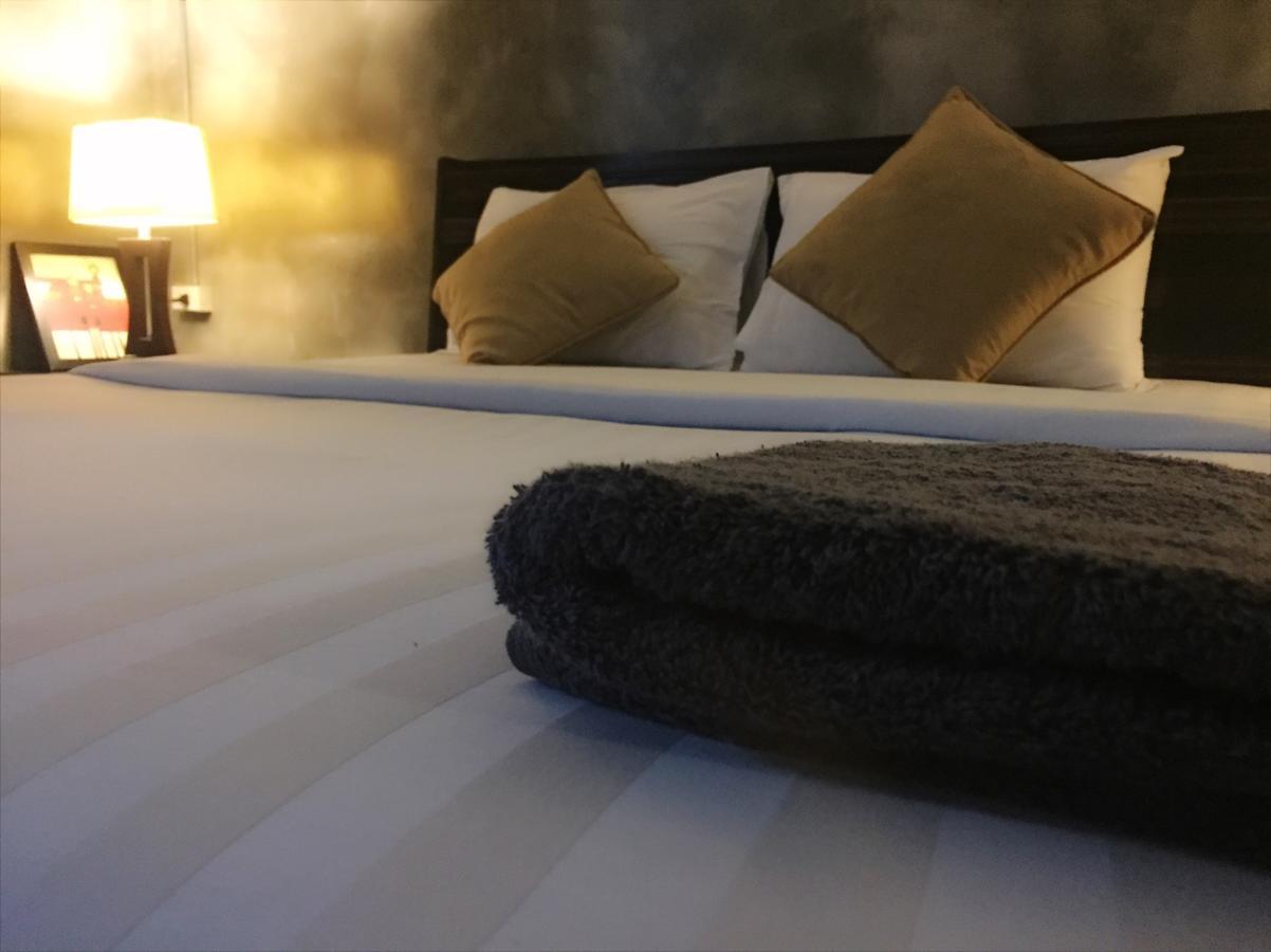 Hotel Crescent Bay *