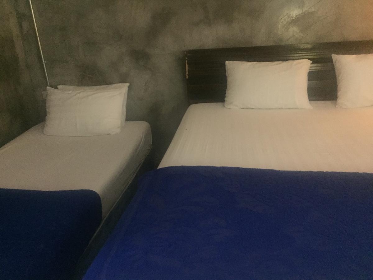 Hotel Crescent Bay *