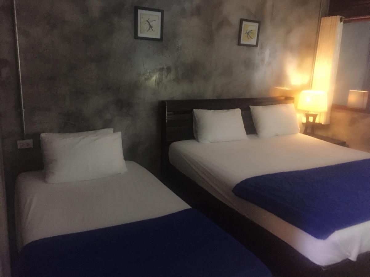 Hotel Crescent Bay *
