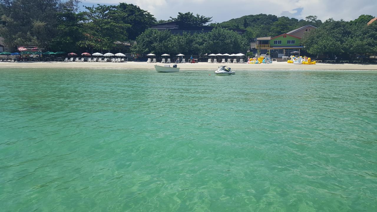 Hotel Crescent Bay *